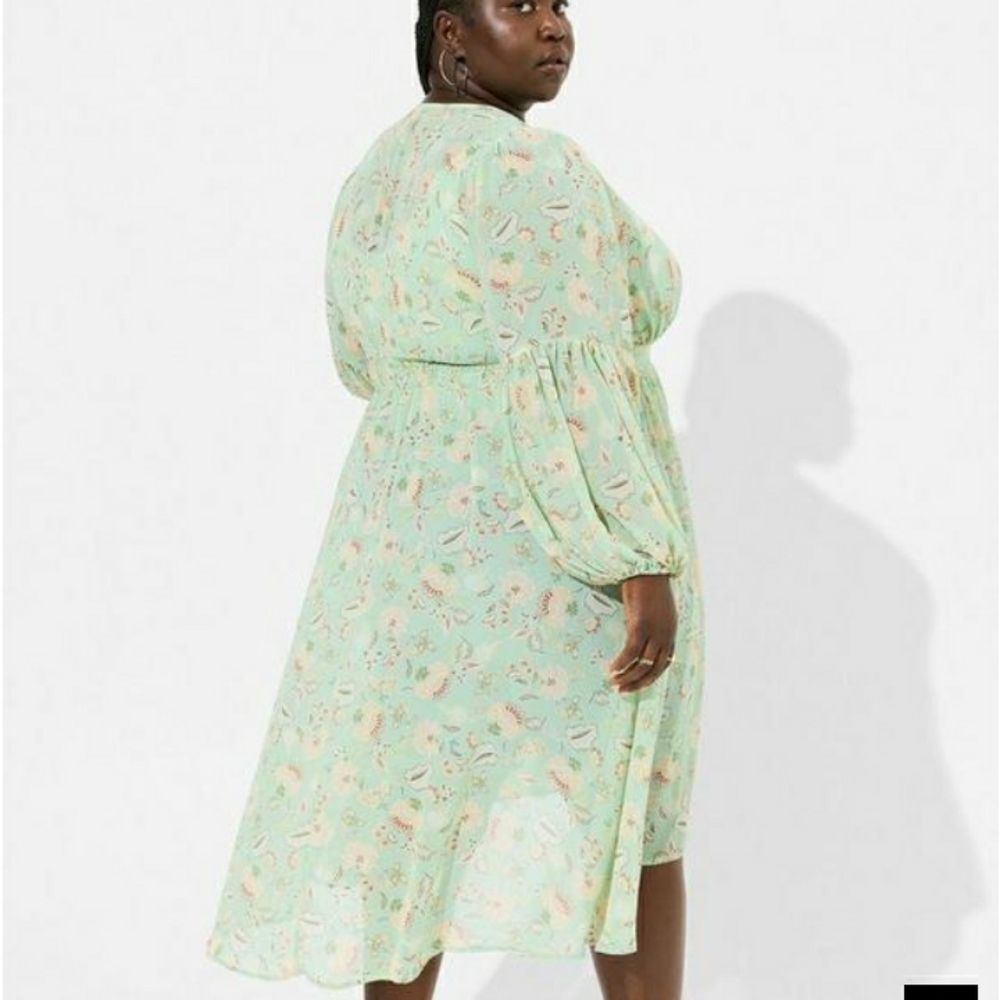 Torrid Plus Size 2X Green Floral Chiffon Kimono - Puff Sleeve Layering Top